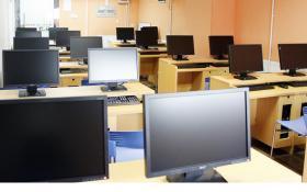 上海軟件設(shè)計(jì)、網(wǎng)頁設(shè)計(jì)與軟件開發(fā)工程師培訓(xùn)指南 課程、價(jià)格與專業(yè)機(jī)構(gòu)選擇